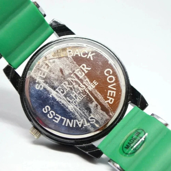 Terner Quartz Black Silver Green Band Wrist Watch - Picture 4 of 5